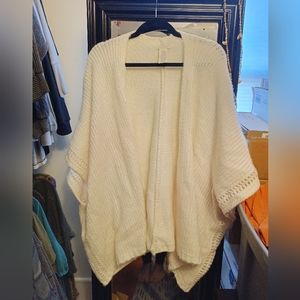 Cream Open Lucky Brand Sweater B1